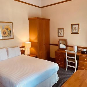Kamer met een King Size Bed